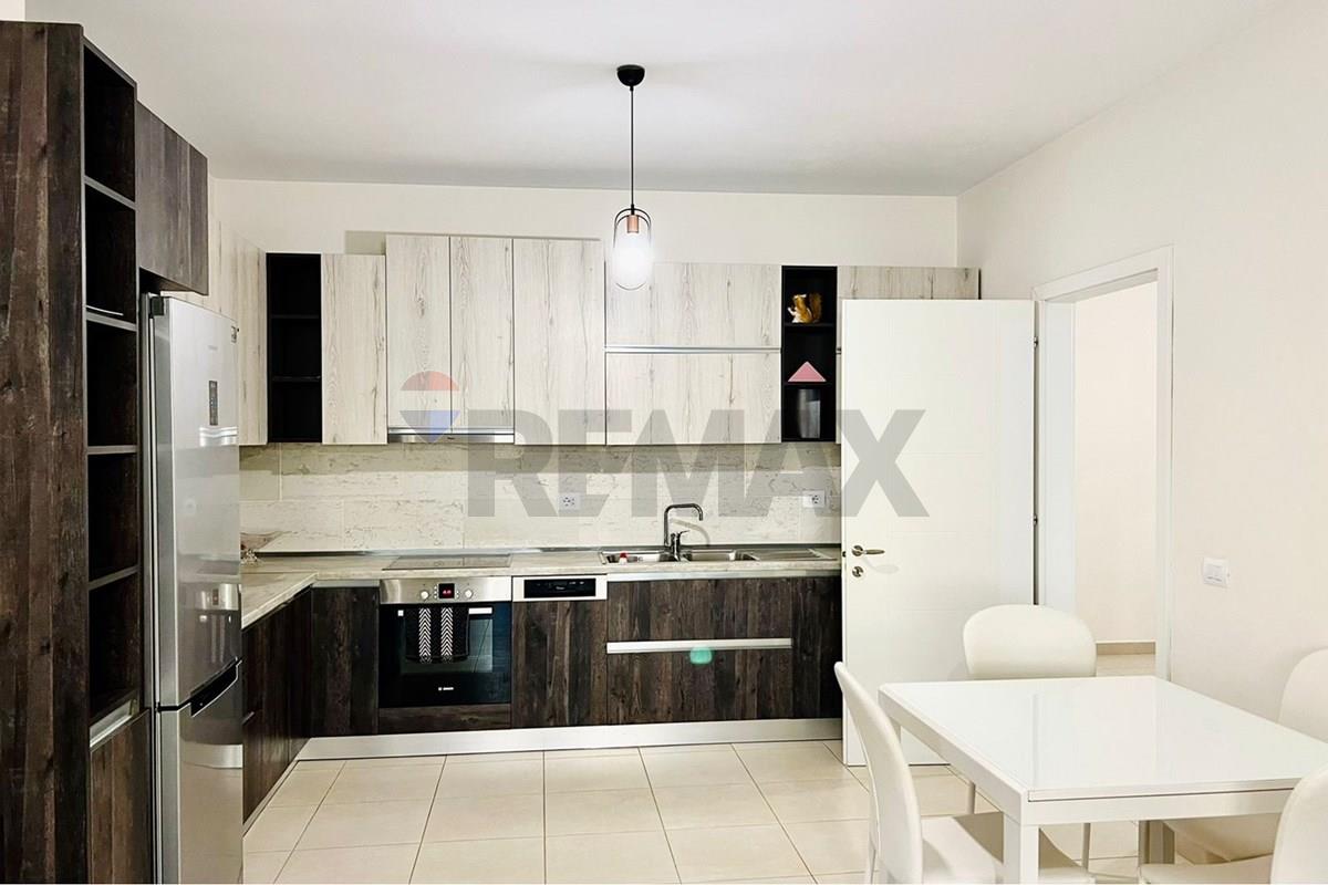 Apartamento 2+1+2 para alugar + posto de estacionamento