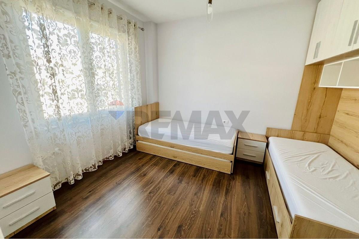 Apartamento 2+1+2 para alugar + posto de estacionamento