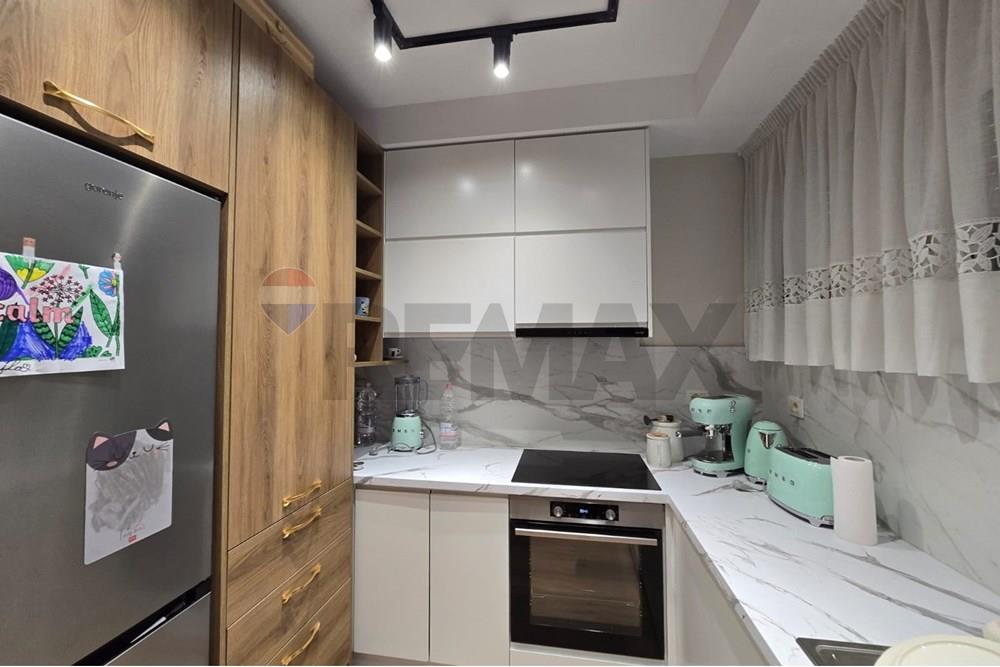 Disponemos de un dúplex en alquiler en rezidenca kodra e diellit 2. (8)
