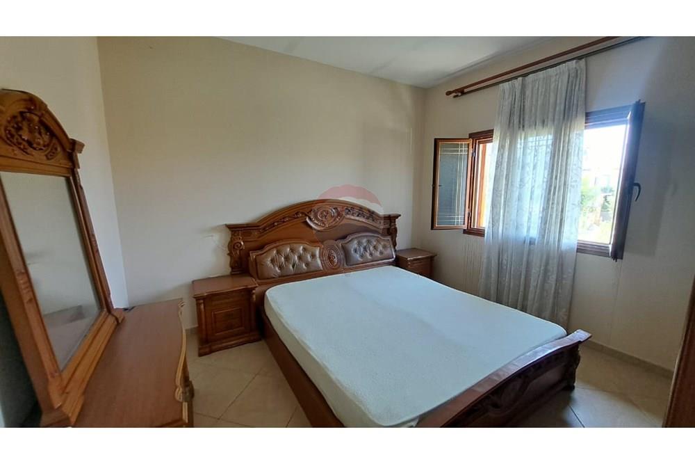 Privates 2-geschossiges haus zum verkauf in der nähe von lungomare, Vlorë (8)