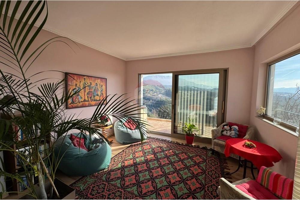 Apartament me qera tek rezidenca chateau linza.