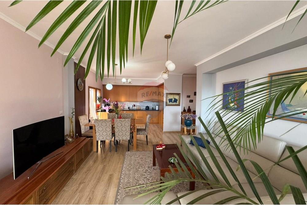 Apartament me qera tek rezidenca chateau linza.