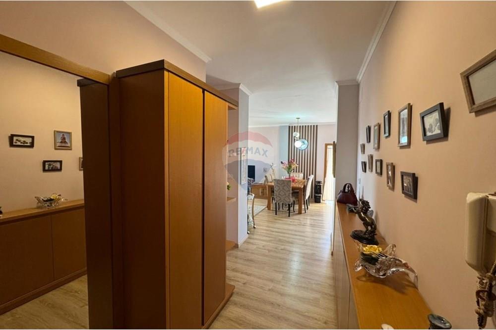 Apartament me qera tek rezidenca chateau linza.