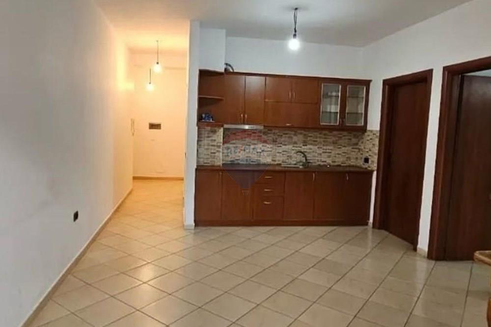 Rruga pavarësia, Durrës (3)