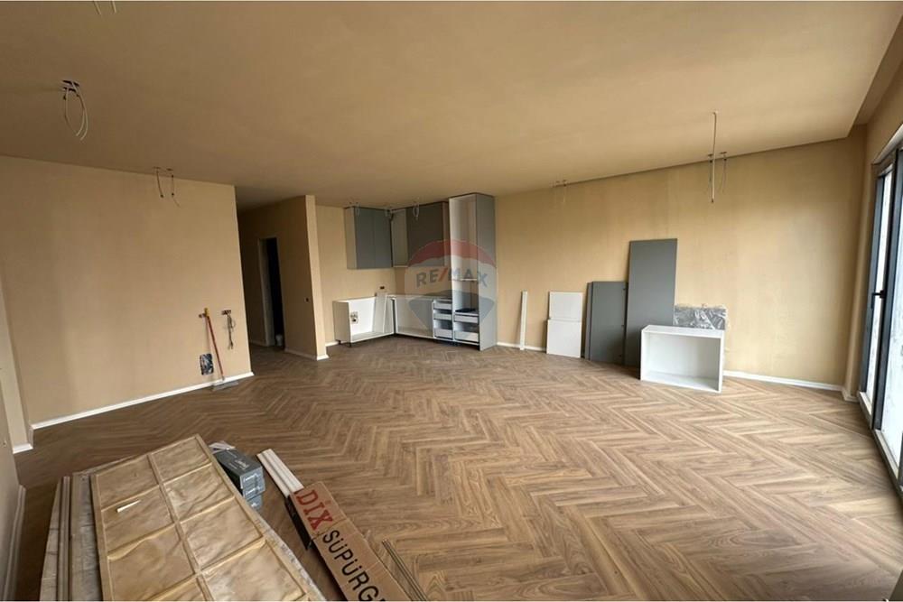 Vendu, appartement 2+1+2, lac de sec