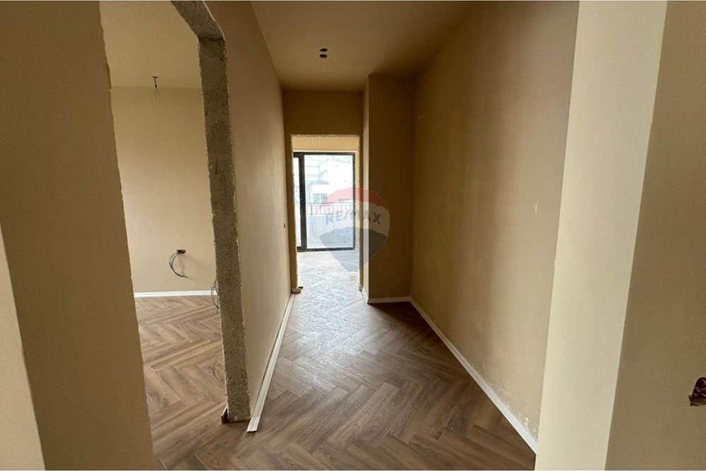Vendu, appartement 2+1+2, lac de sec