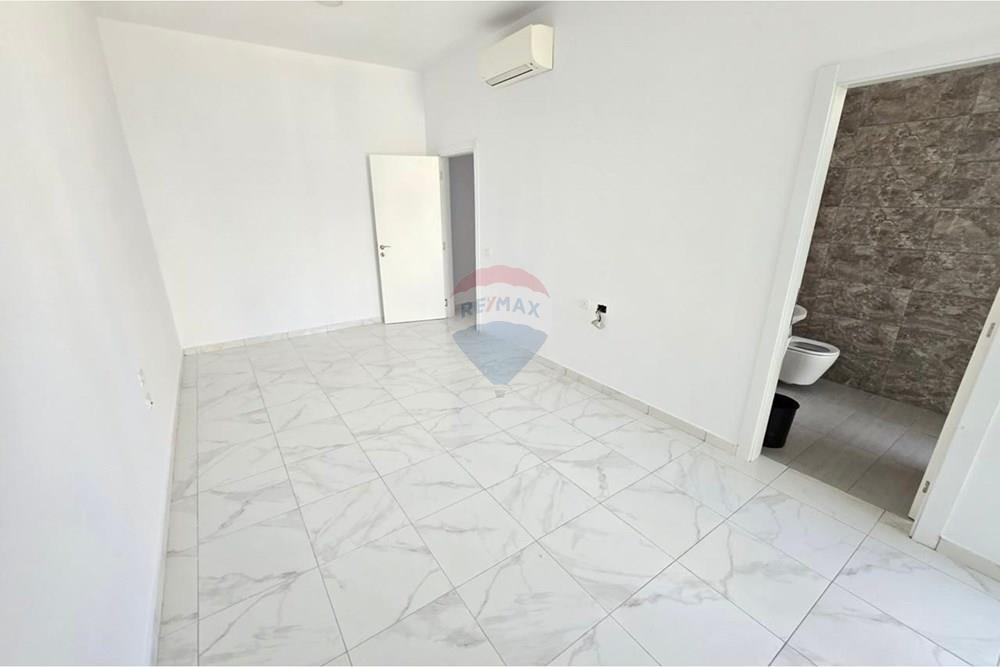 Shesim apartament 3+1+2 mbas square 21!