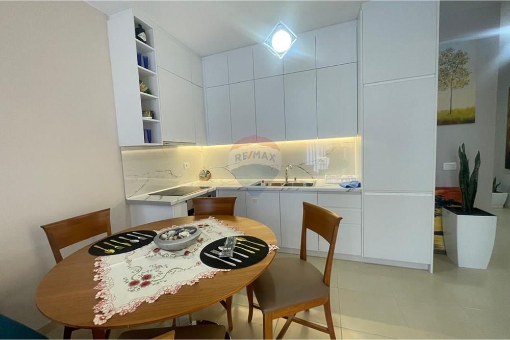 Moderne wohnung zu mieten in transballkanike Vlorë (4)