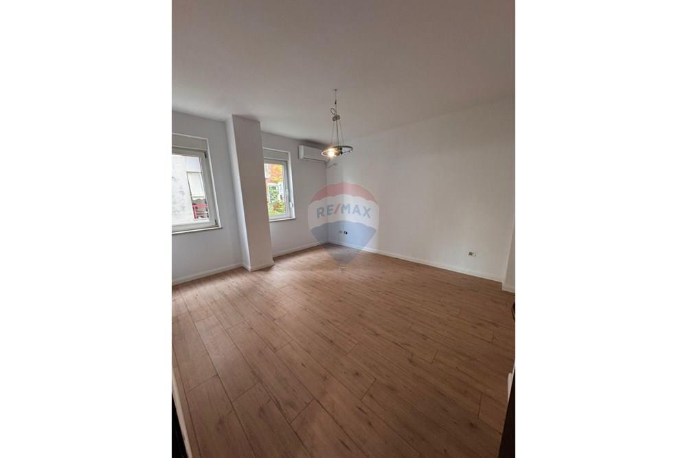 Para alugar: Apartamento 1+1