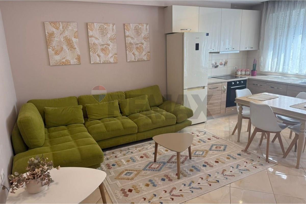 Apartamento 1+1 completamente amueblado en alquiler.