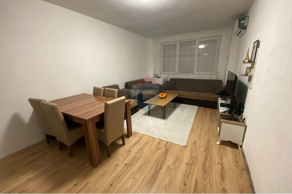 For those seeking a modern and comfortable home in the city of Fushë Kosovë, this is the ideal choice! (3)