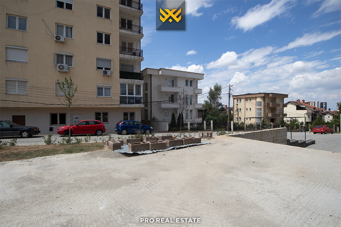 Lokal 212m² + 60m² për #shitje te Mati 1 (3)