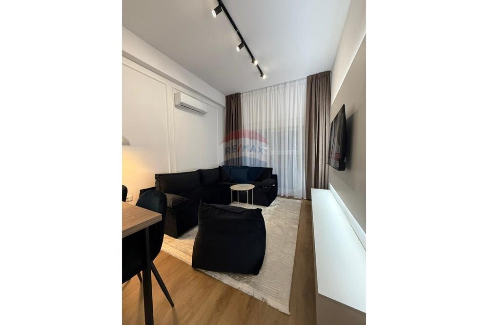Disponojme apartament 1+1 per qera