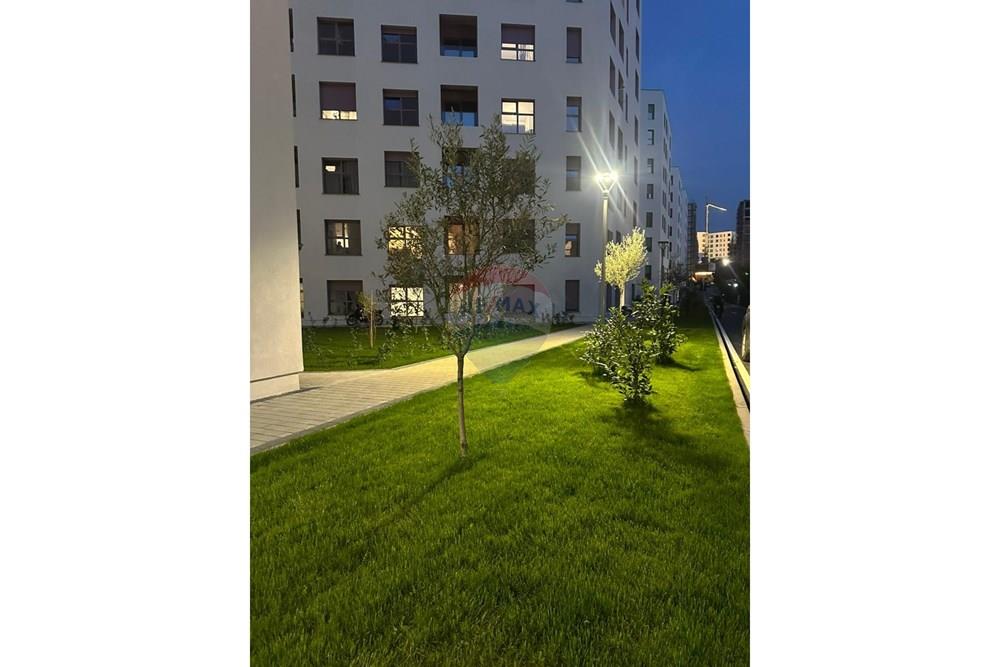 Disponojme apartament 1+1 per qera