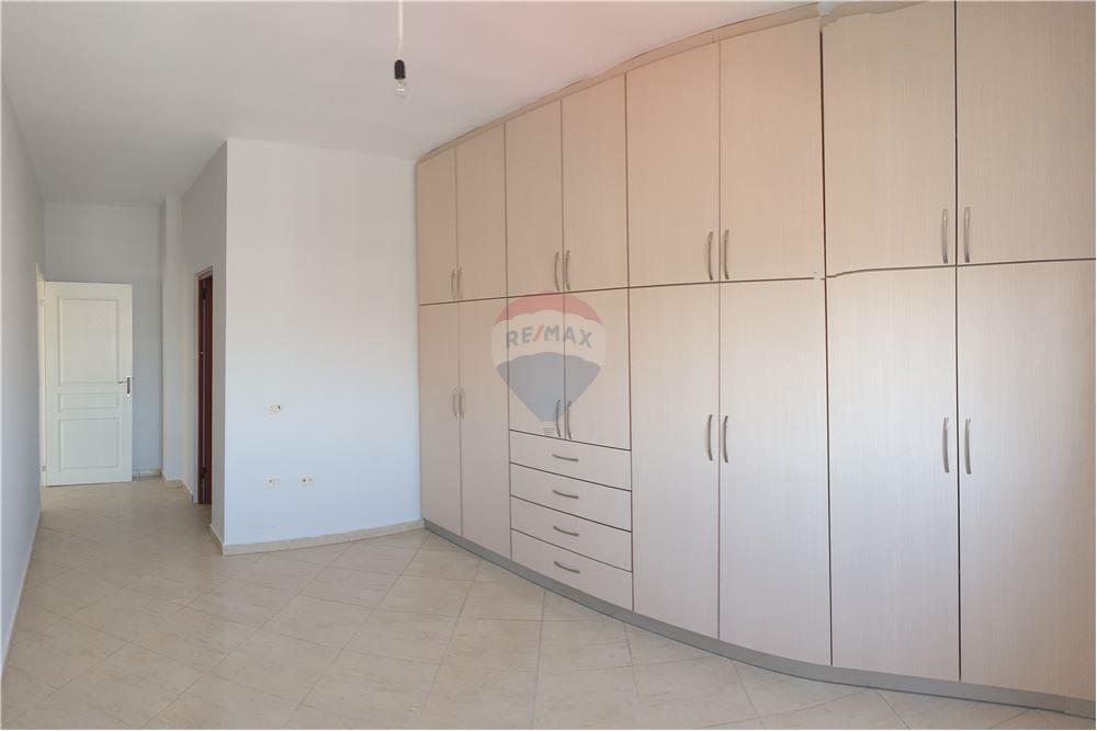 Appartements situés dans un quartier privilégié pour vivre l:"Kastriot" (6)