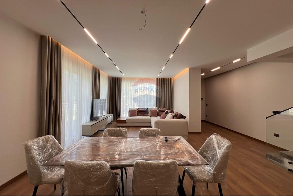 Villa angehörig im forest residence Liqeni i Thatë, Tirana