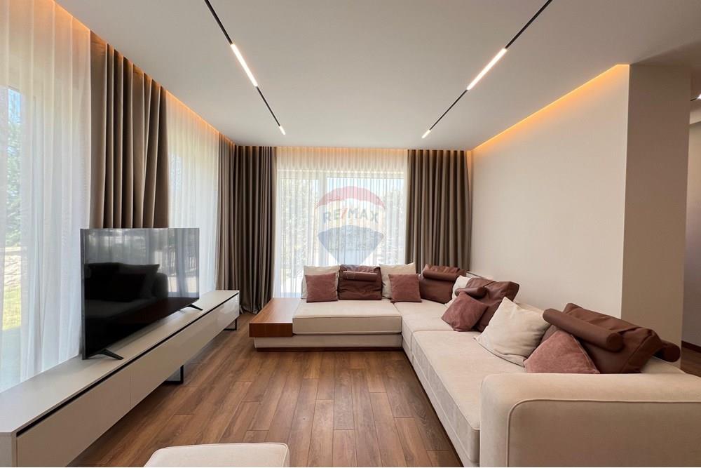 Villa angehörig im forest residence Liqeni i Thatë, Tirana