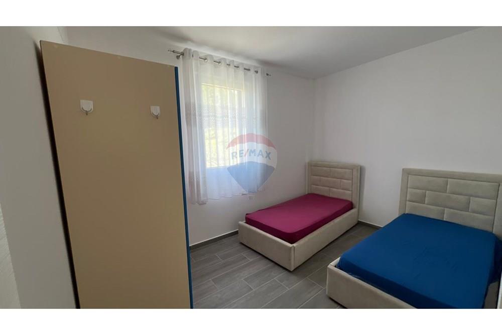 Kombinat, Tiranë
