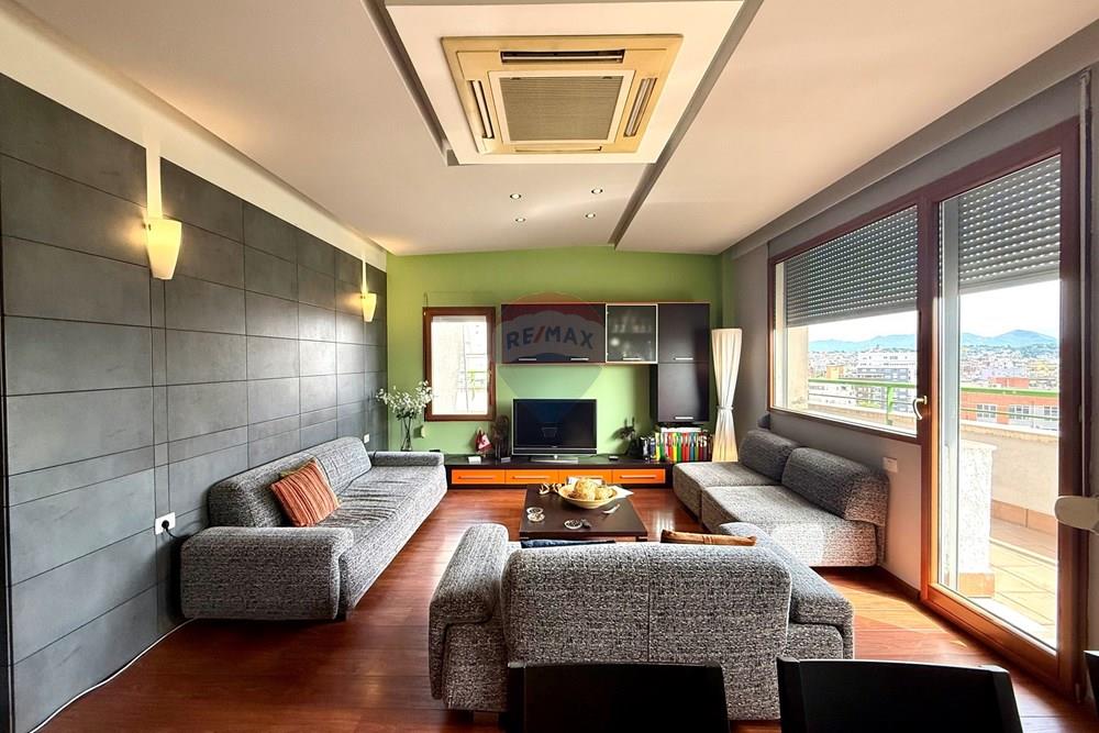 Esclusivo per re/max! Appartamento moderno in vendita nel centro di Tirana!