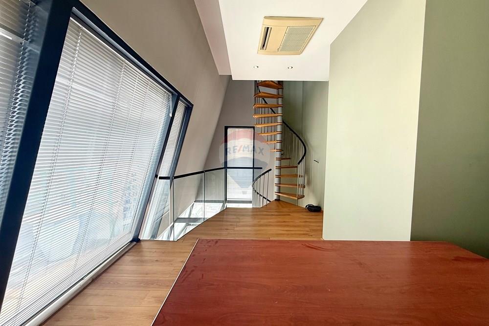Esclusivo per re/max! Appartamento moderno in vendita nel centro di Tirana!