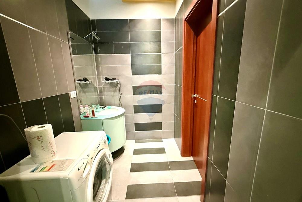Esclusivo per re/max! Appartamento moderno in vendita nel centro di Tirana!