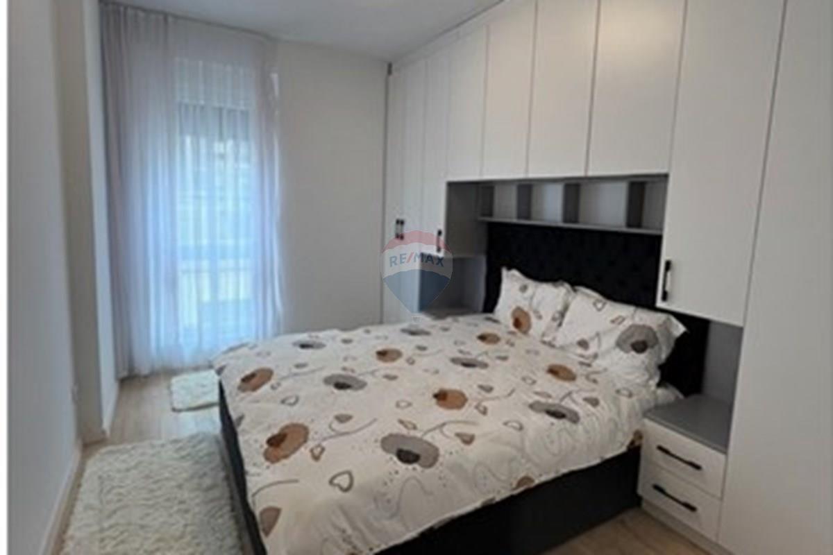 **apartamento moderno à venda no bairro Prishtina e Re** (3)