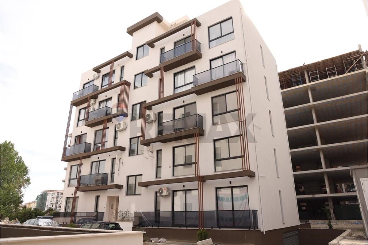 Tercer piso de un edificio en venta (3)