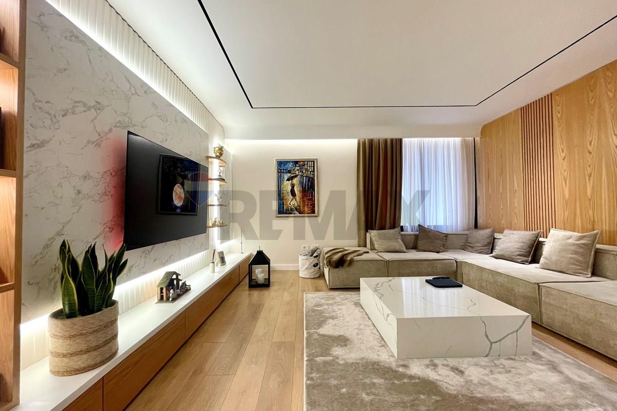 Modernes apartment zum verkauf, sehr nahe am skenderbej-platz! (2)