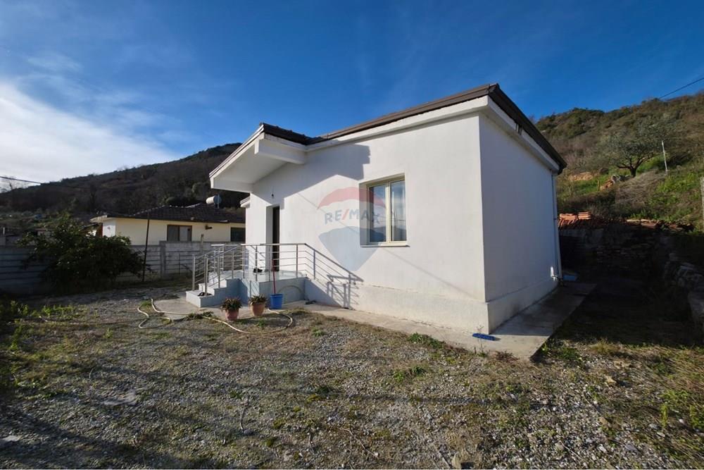 Haus zum verkauf in ndroq bei toskana villa (3)