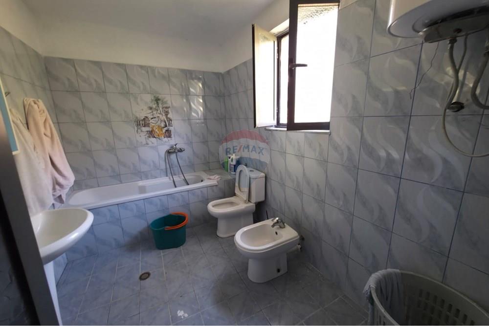 Haus zum verkauf in ndroq bei toskana villa (7)