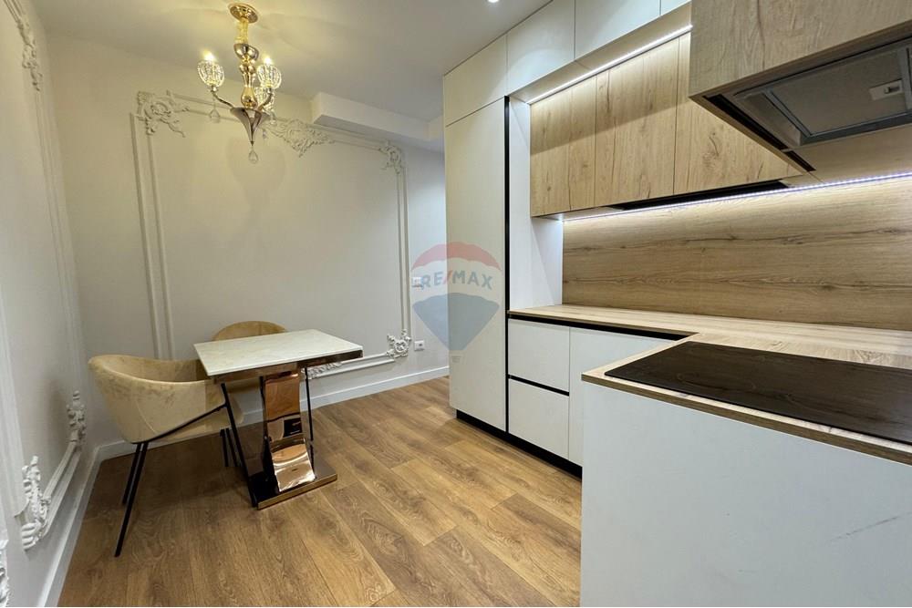 Super estudio / apartamento de lujo en venta cerca del estadio 'Dinamo'!