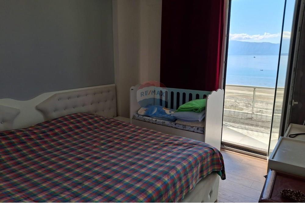 Loft à venda com varanda panorâmica na praia vjeter, Vlorë