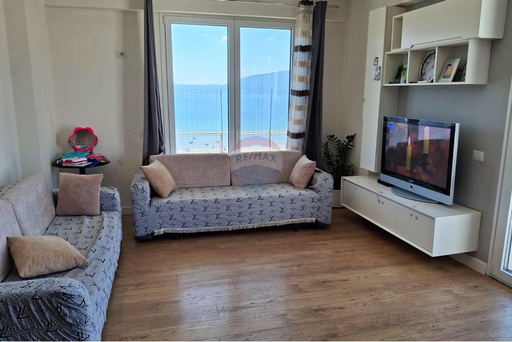 Papafingo ne shitje me verandë panoramike në plazhin e vjetër, Vlorë (4)