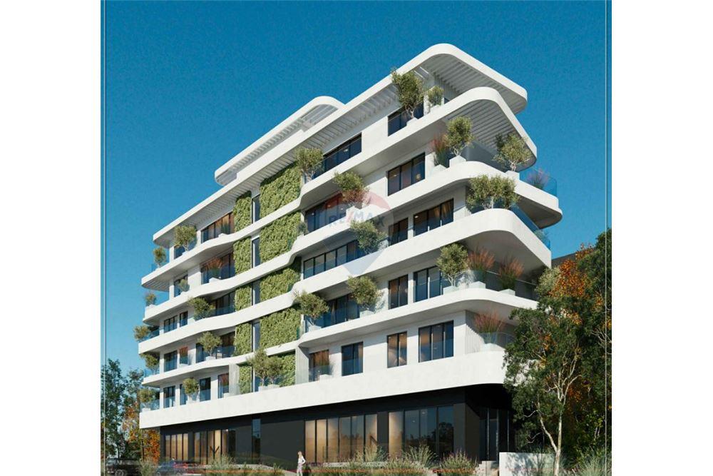 Ofrohet për shitje apartament modern në qytetin e sarandës, i pozicionuar në një zonë të qetë dhe shumë të kërkuar, pranë detit. (4)