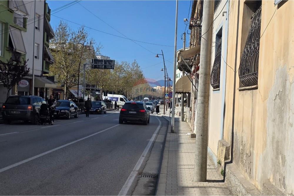 Rruga Ali Demi, Vlorë (2)
