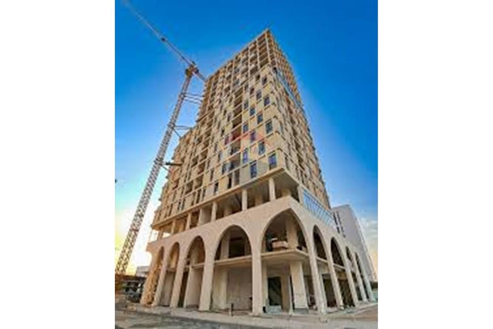 2+1 apartment for sale on bulevardi i ri!