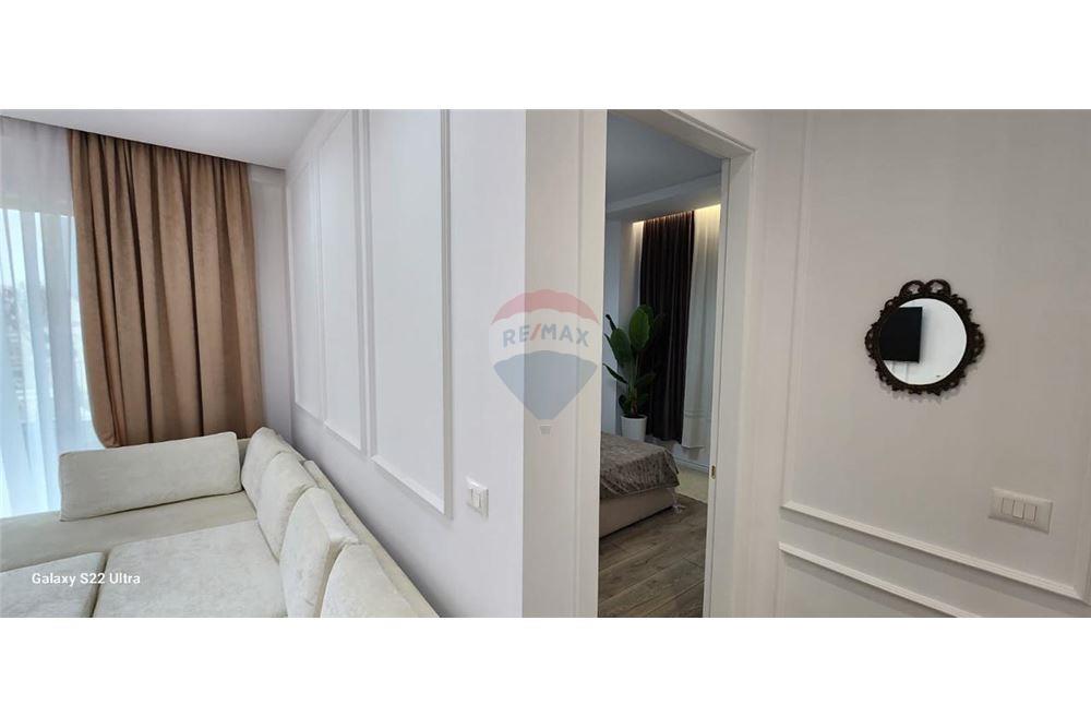 Sjellim ne treg apartament luksoz te tipologjise 2+1+2+verande!