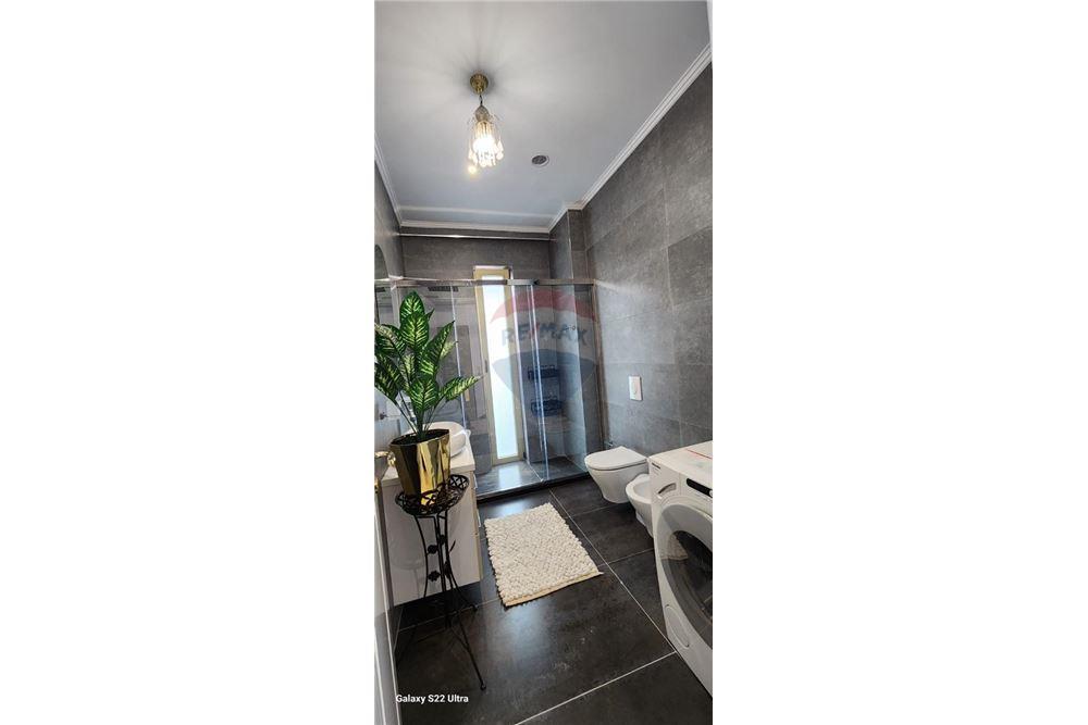 Sjellim ne treg apartament luksoz te tipologjise 2+1+2+verande!
