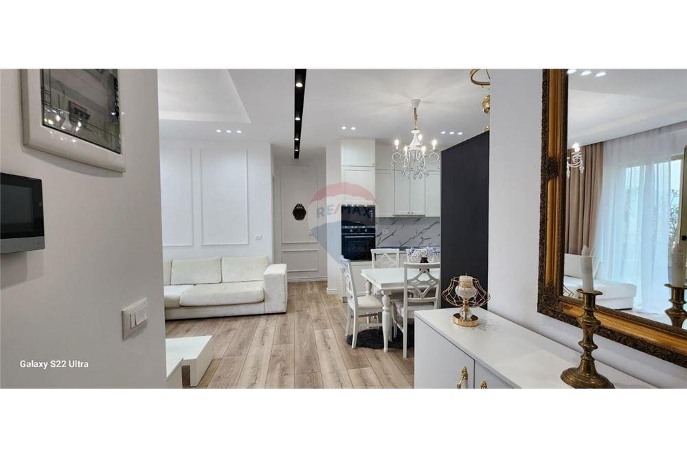 Sjellim ne treg apartament luksoz te tipologjise 2+1+2+verande!