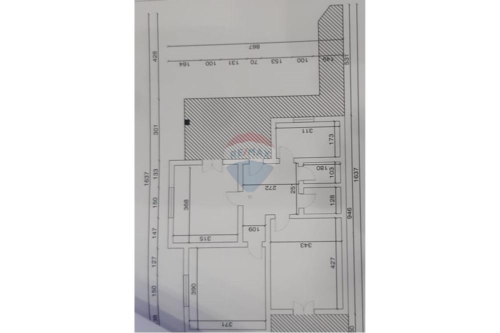 Casa privada en venta de 2 plantas en Durrës (2)