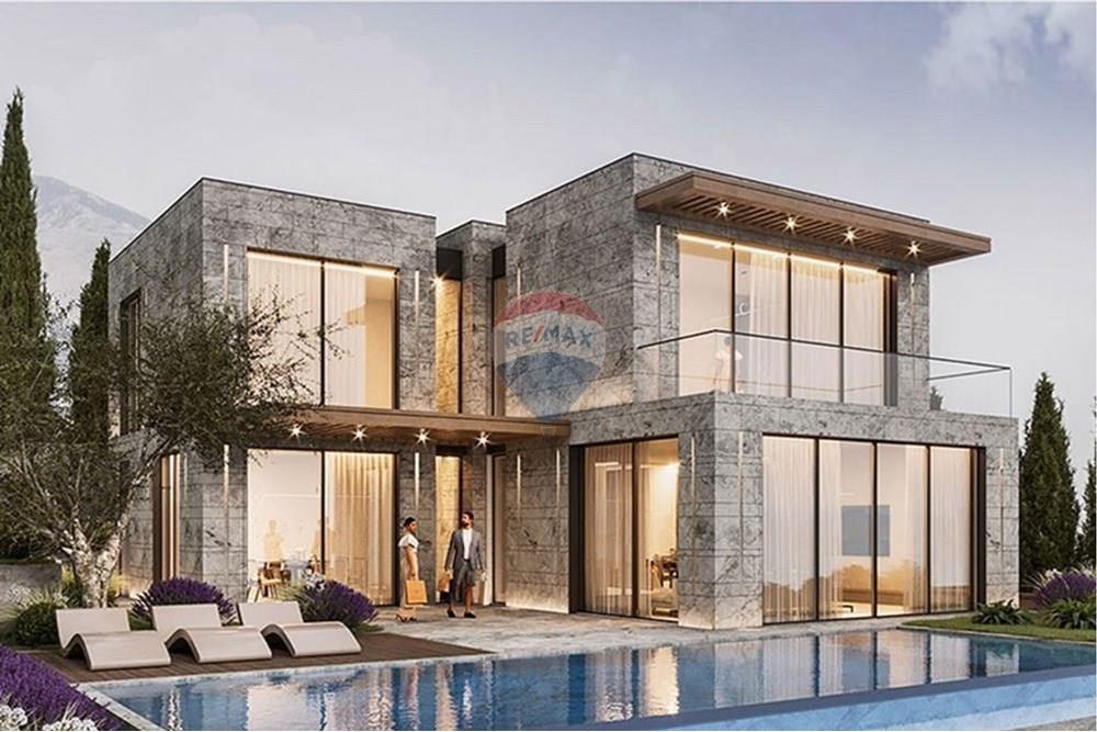 Villa situata in un complesso residenziale e turistico a palasa, costa ionica