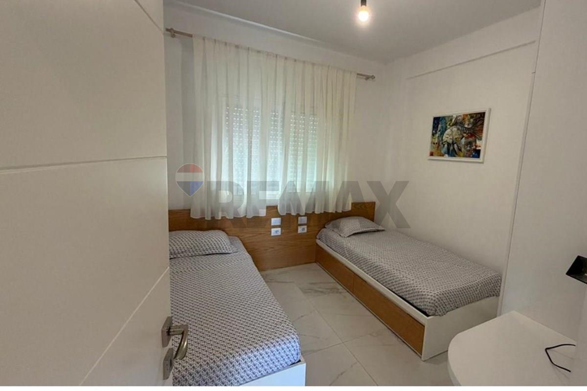 Apartamento en venta 2+1+2 con plaza de parking perla resort, gjiri i lalzit (5)