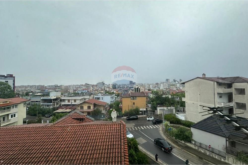 Apartamento en venta 2+1+2 calle rexhep pinari, selitë