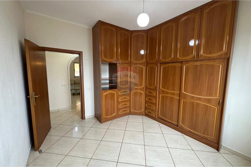 Apartamento en venta 2+1+2 calle rexhep pinari, selitë