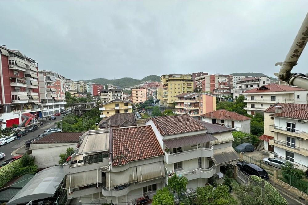 Apartamento en venta 2+1+2 calle rexhep pinari, selitë
