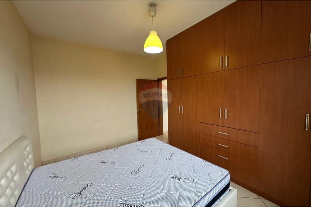 Apartamento en venta 2+1+2 calle rexhep pinari, selitë