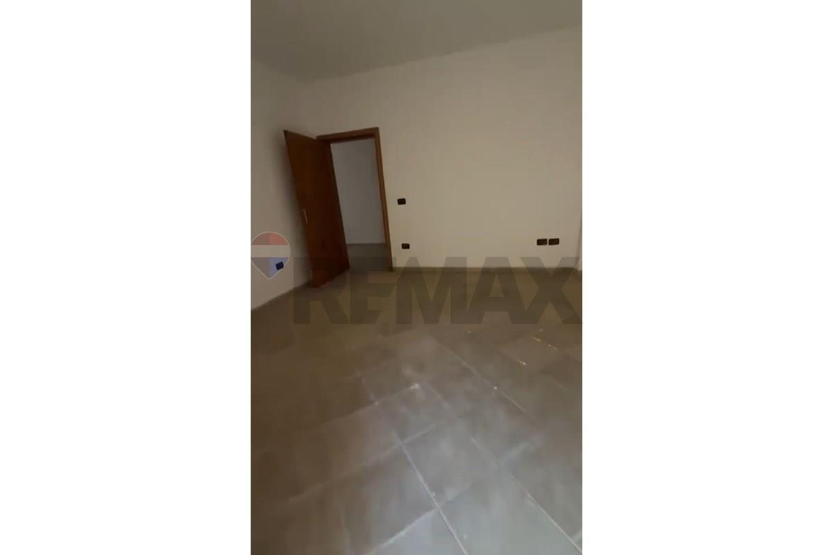 Villa en venta en durres cerca de la playa