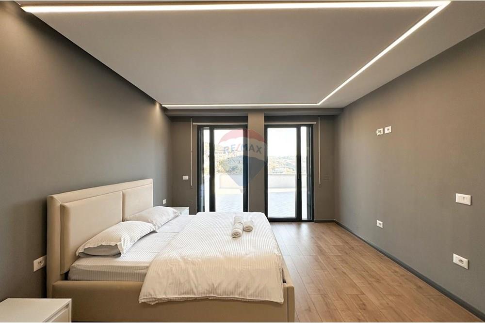 Apartamento à venda 2+1 na unaza e madhe