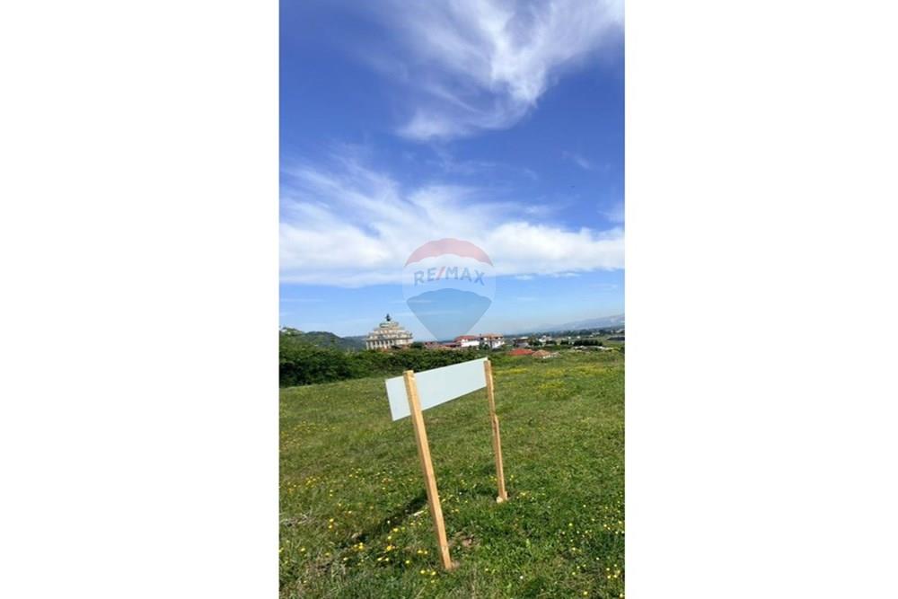 Shitet tokë 2500 m² në kashar (3)