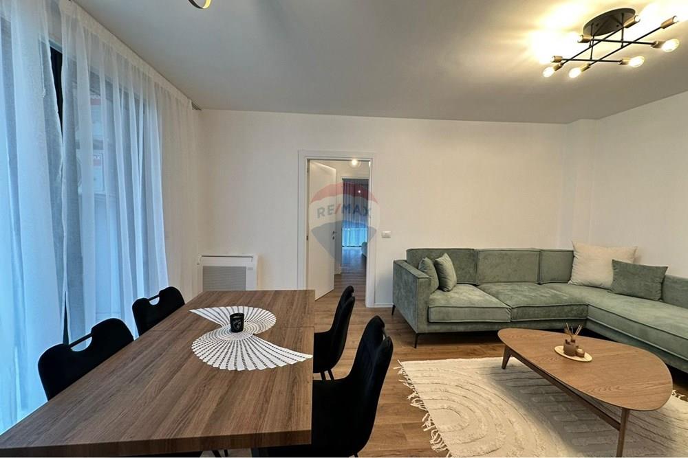 Apartment 2+1+2 for rent.